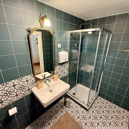 Apartment Mini-teater